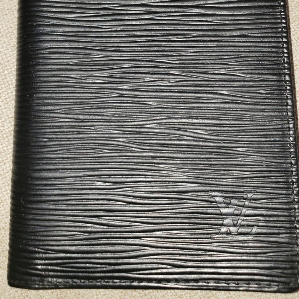 LV Black Epi Leather Checkbook Cover/Wallet
